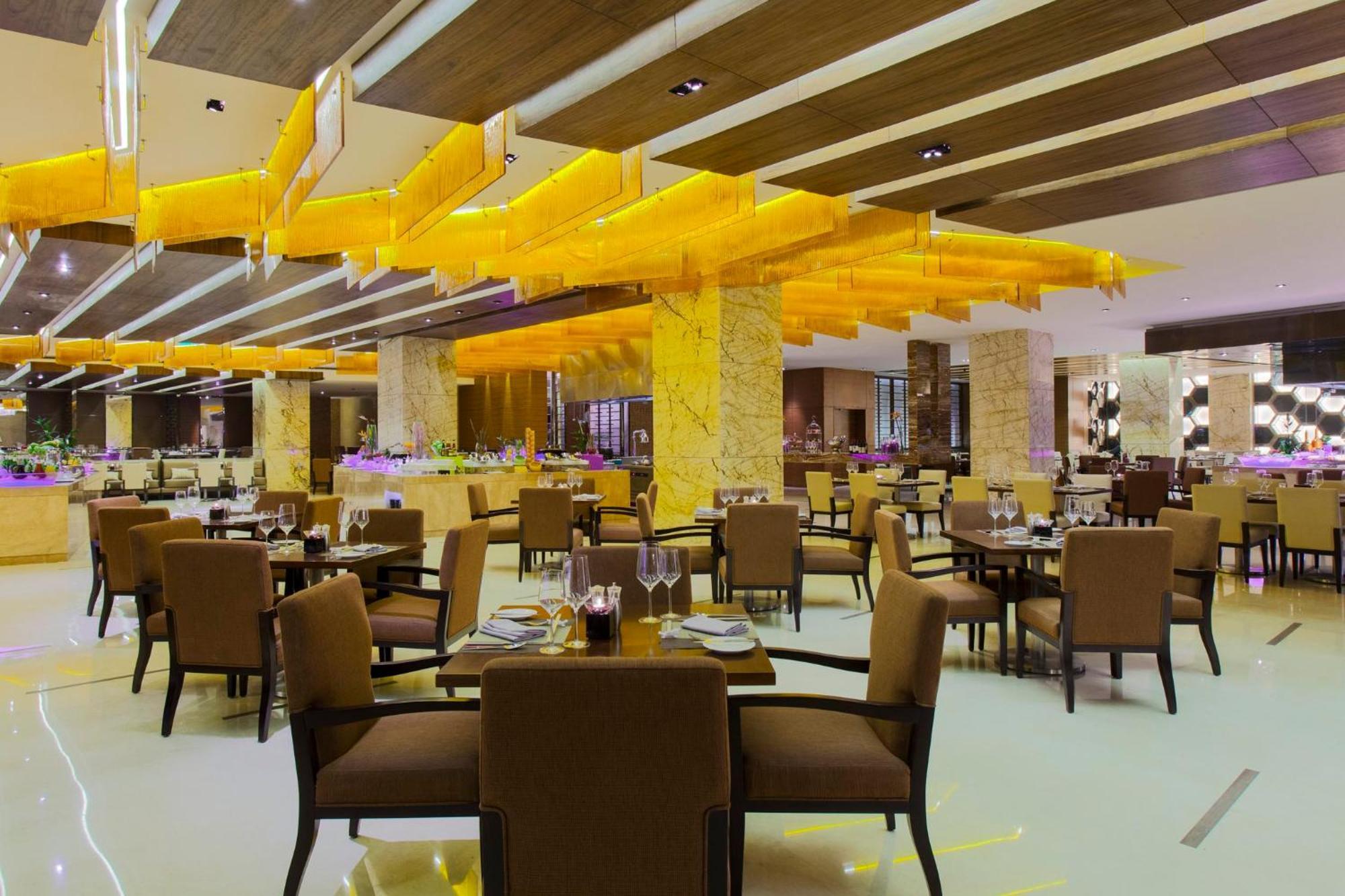 Intercontinental Jinan City Center By Ihg Exteriér fotografie