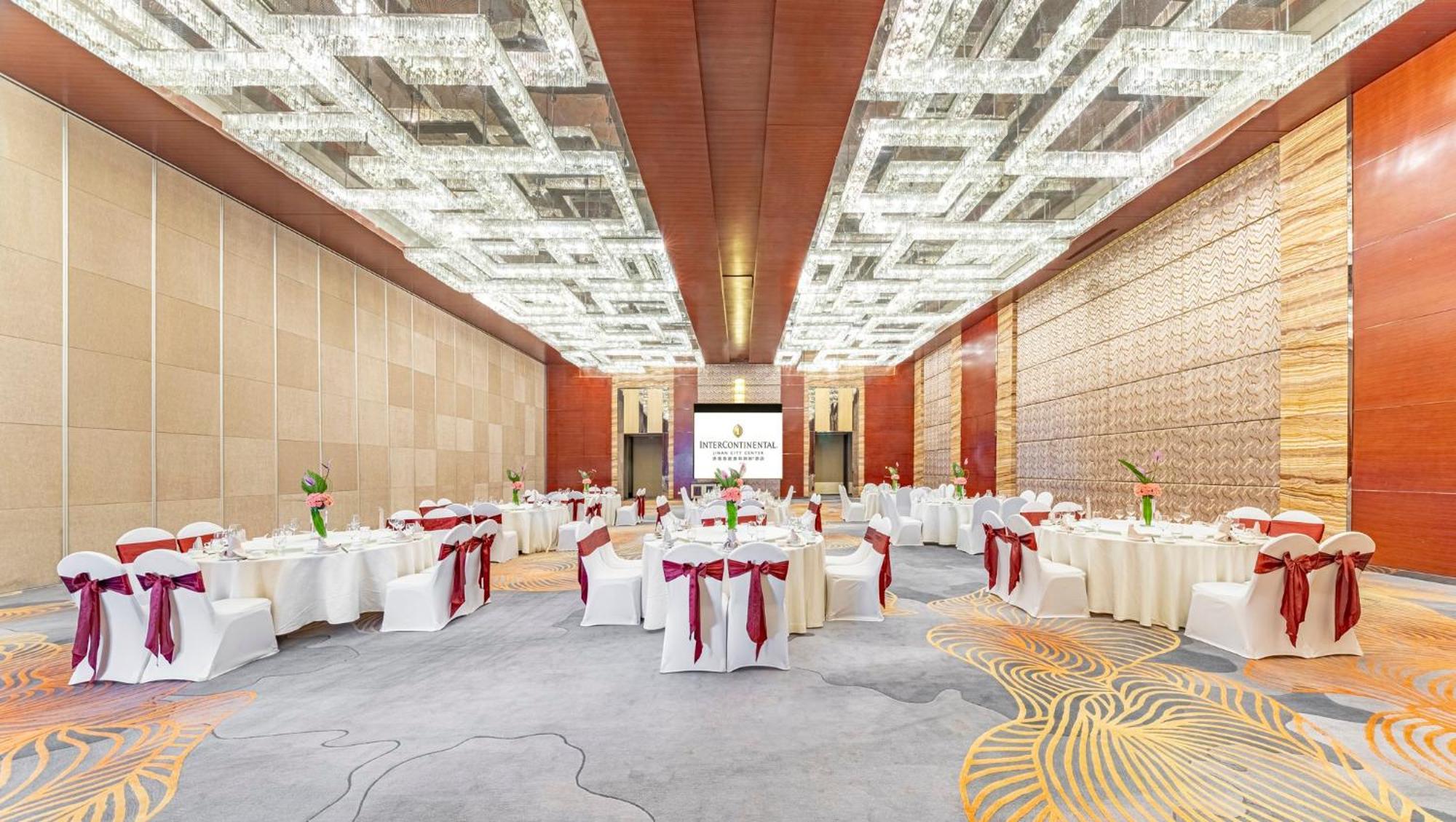 Intercontinental Jinan City Center By Ihg Exteriér fotografie